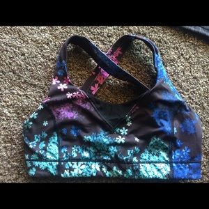 Lululemon Size 8 Sports Bra